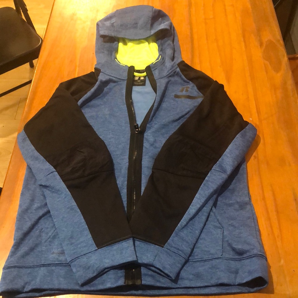 NEW! NEVER WORN RUSSELL ATHLETIC BOYS SIZE XXL (18) HOODIE AND SWEATPANTS